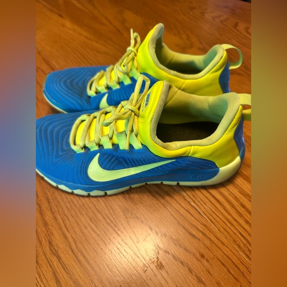 Nike Mens Shoes Free 5.0 TR Size 9.5M Athletic Running Sneaker Pre Owned vq - Picture 1 of 8